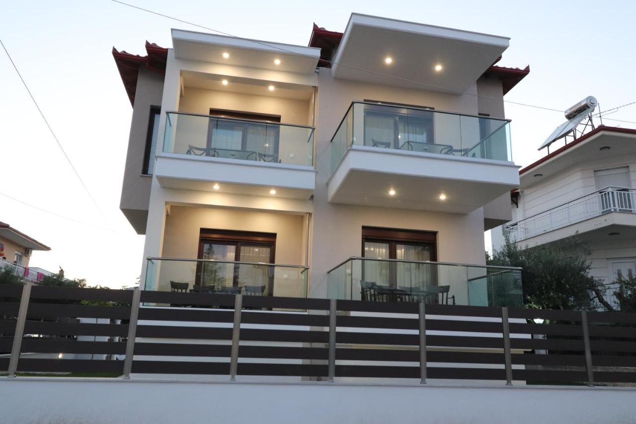 Sunshine Rooms And Suites Nea Vrasna Luaran gambar