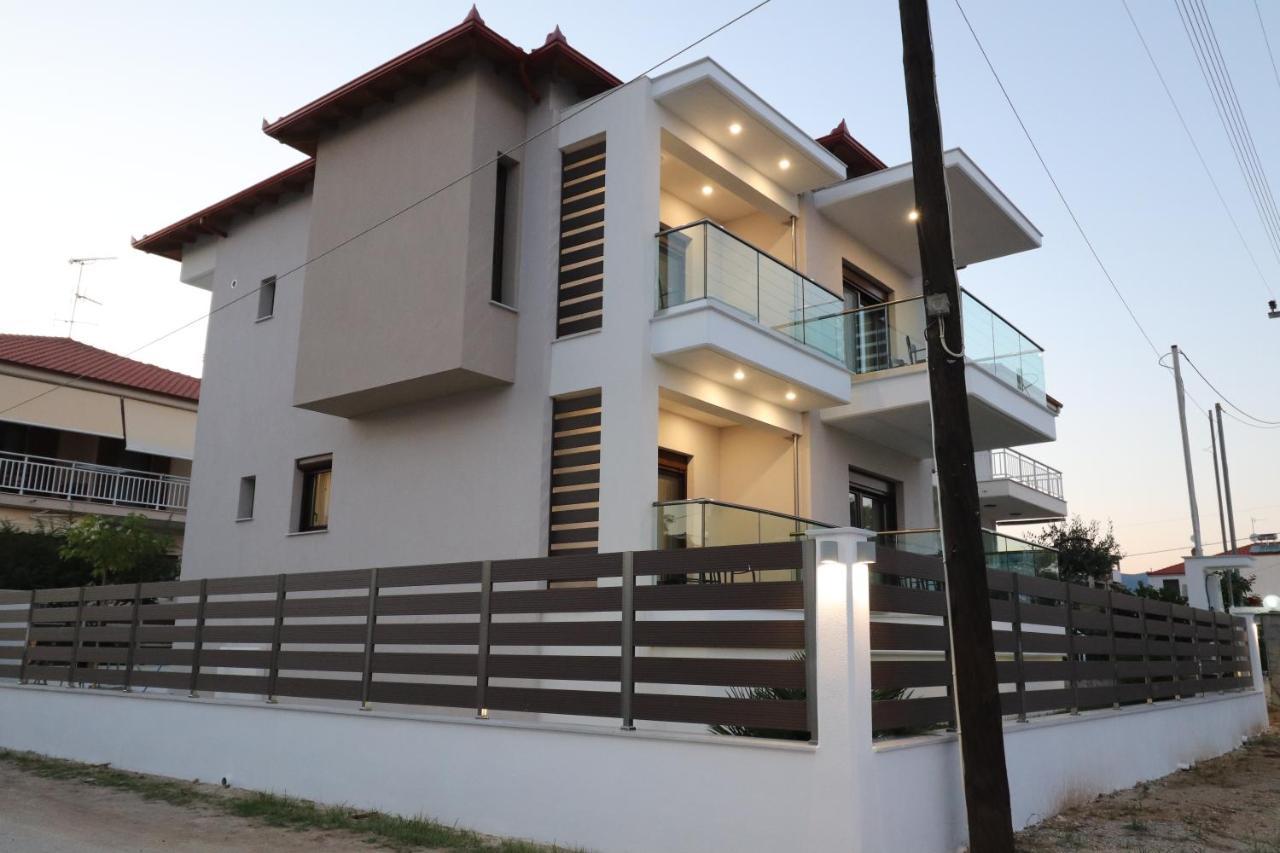 Sunshine Rooms And Suites Nea Vrasna Luaran gambar
