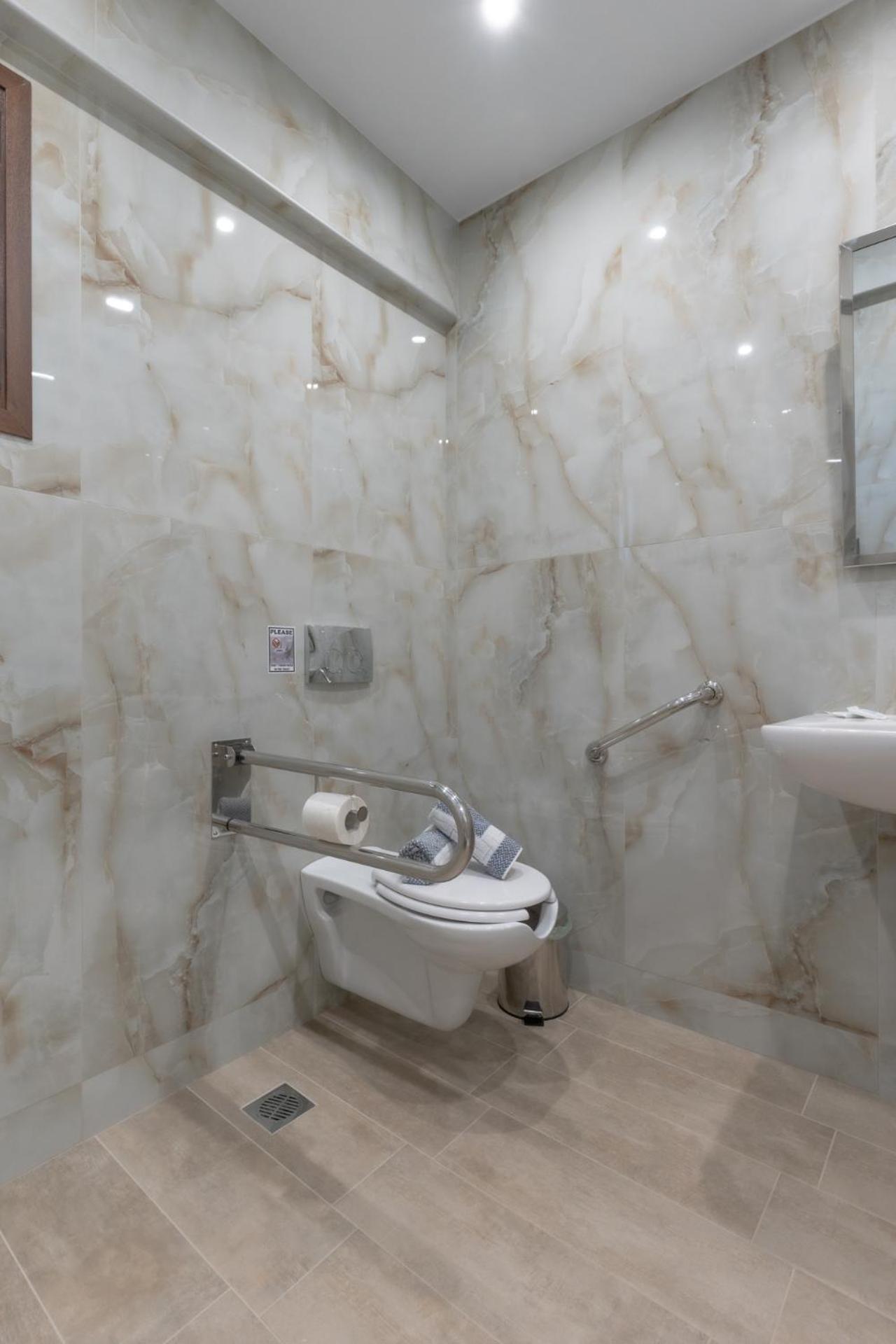 Sunshine Rooms And Suites Nea Vrasna Luaran gambar