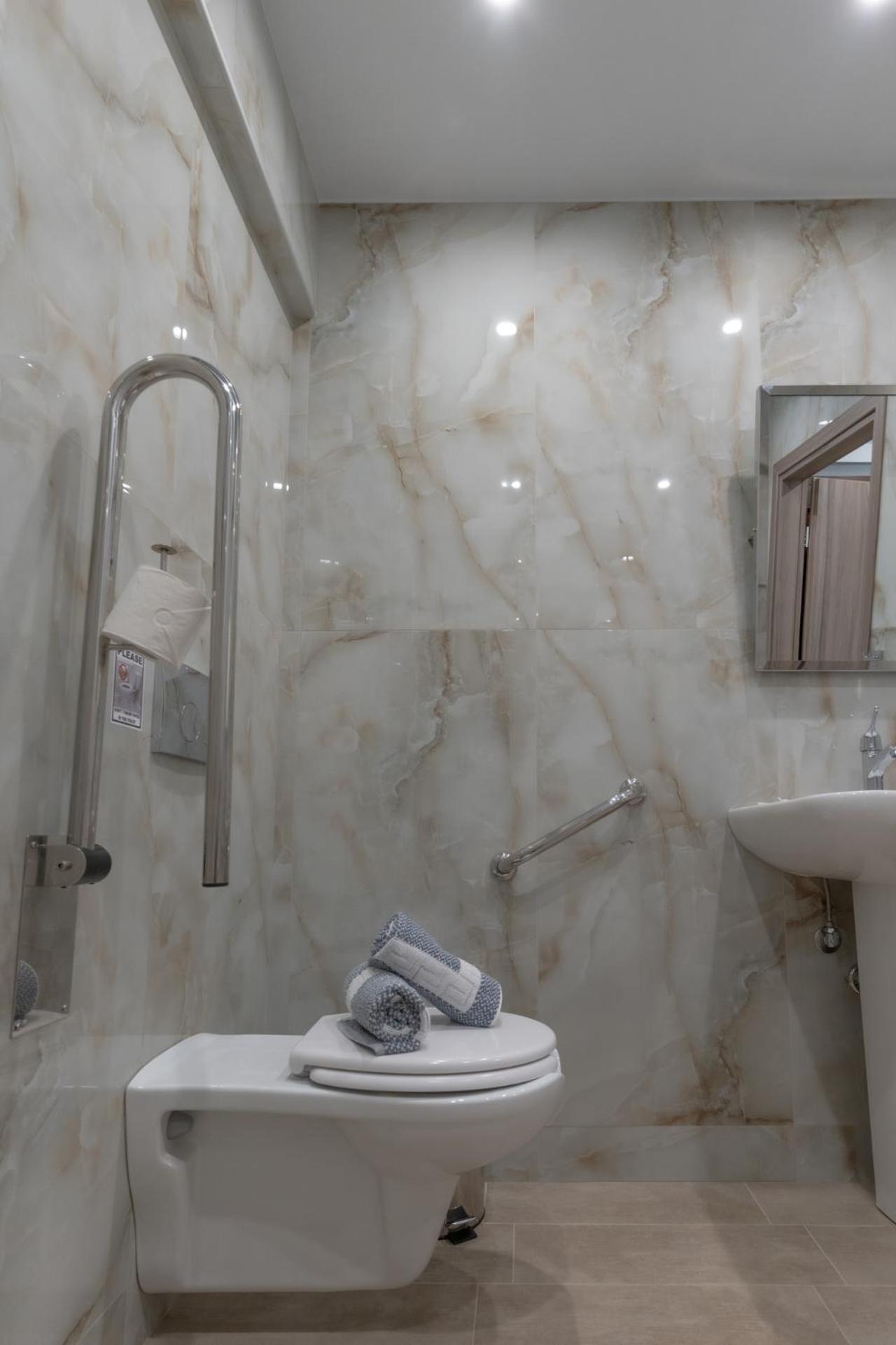 Sunshine Rooms And Suites Nea Vrasna Luaran gambar