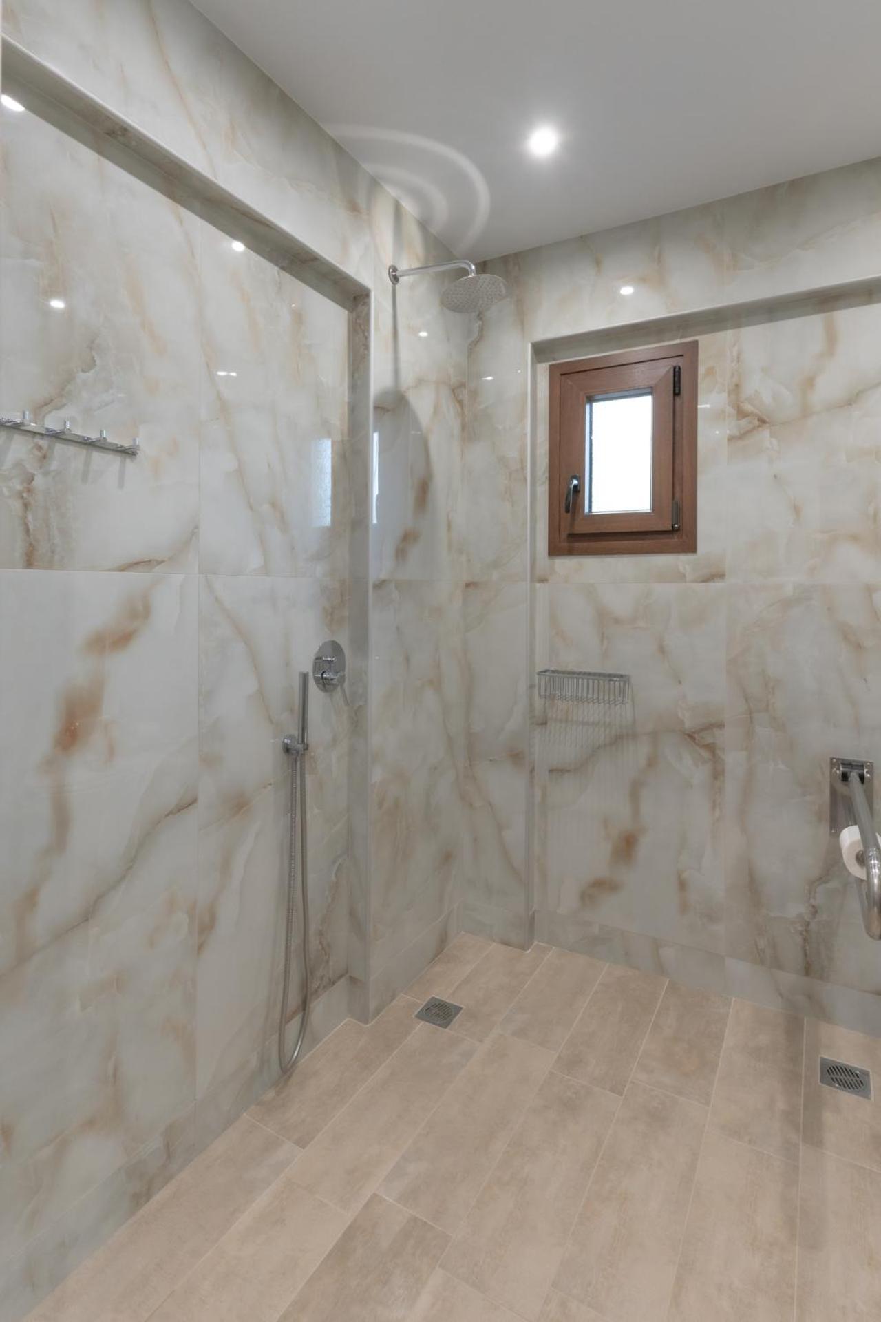 Sunshine Rooms And Suites Nea Vrasna Luaran gambar