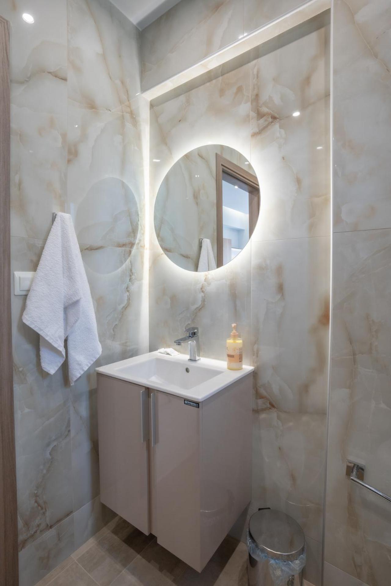 Sunshine Rooms And Suites Nea Vrasna Luaran gambar